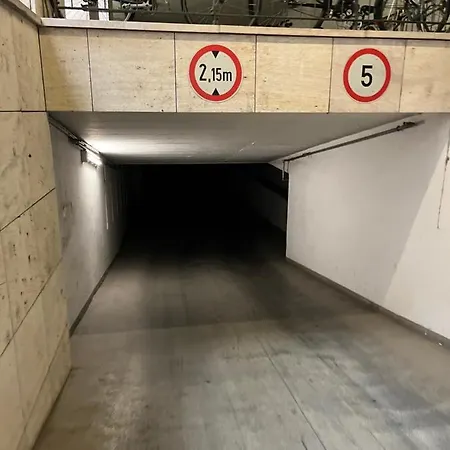 With Free Parking 부다페스트