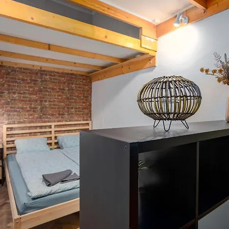 With Free Parking 부다페스트